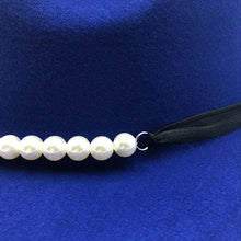 Charger l'image dans la galerie, Windsor King en feutre toqué, bord souple et perles